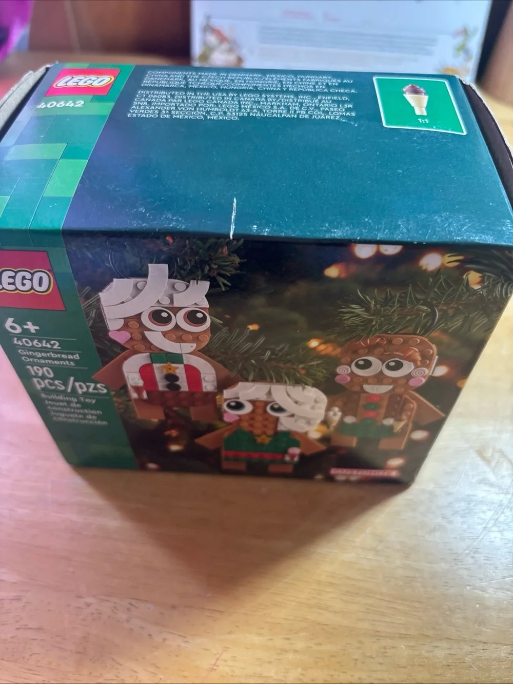 LEGO Gingerbread Ornaments Holiday Building Set - 40640 (208 pcs)